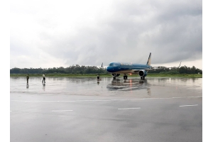 Bão Noru khiến 10 sân bay tại Việt Nam 'đóng cửa' 
