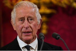 Nữ hoàng Elizabeth II Qua đời Vua Charles III được tấn phong